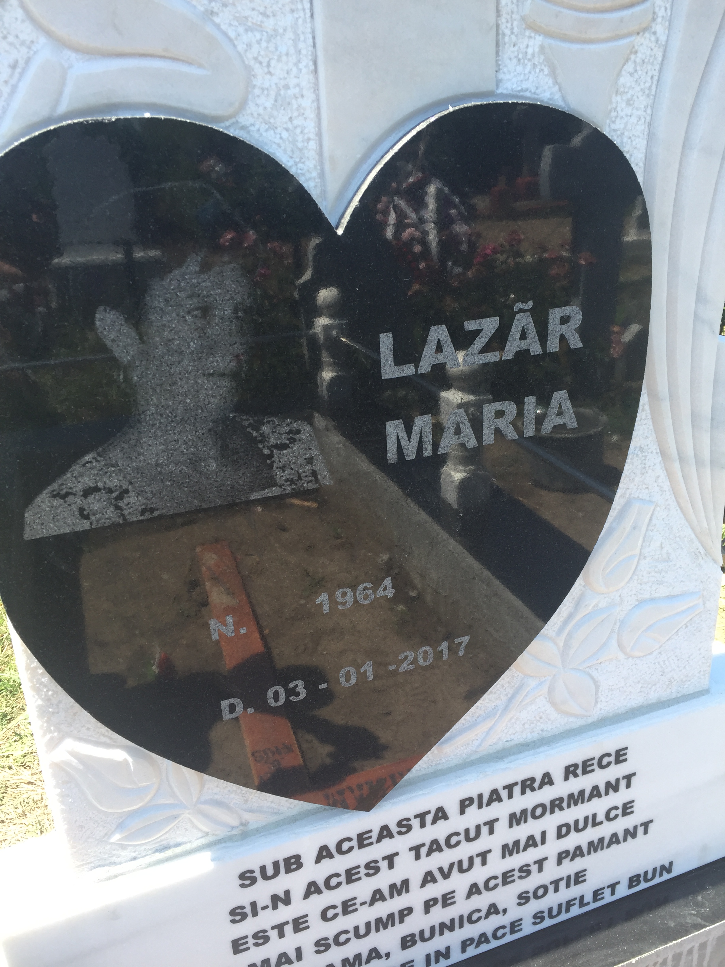 portret gravat granit