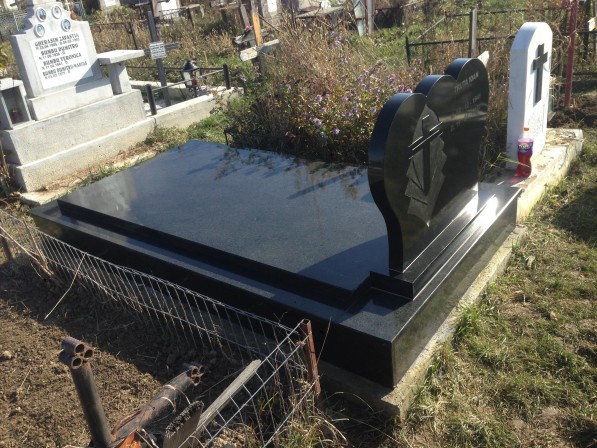 cavou granit gri inchis