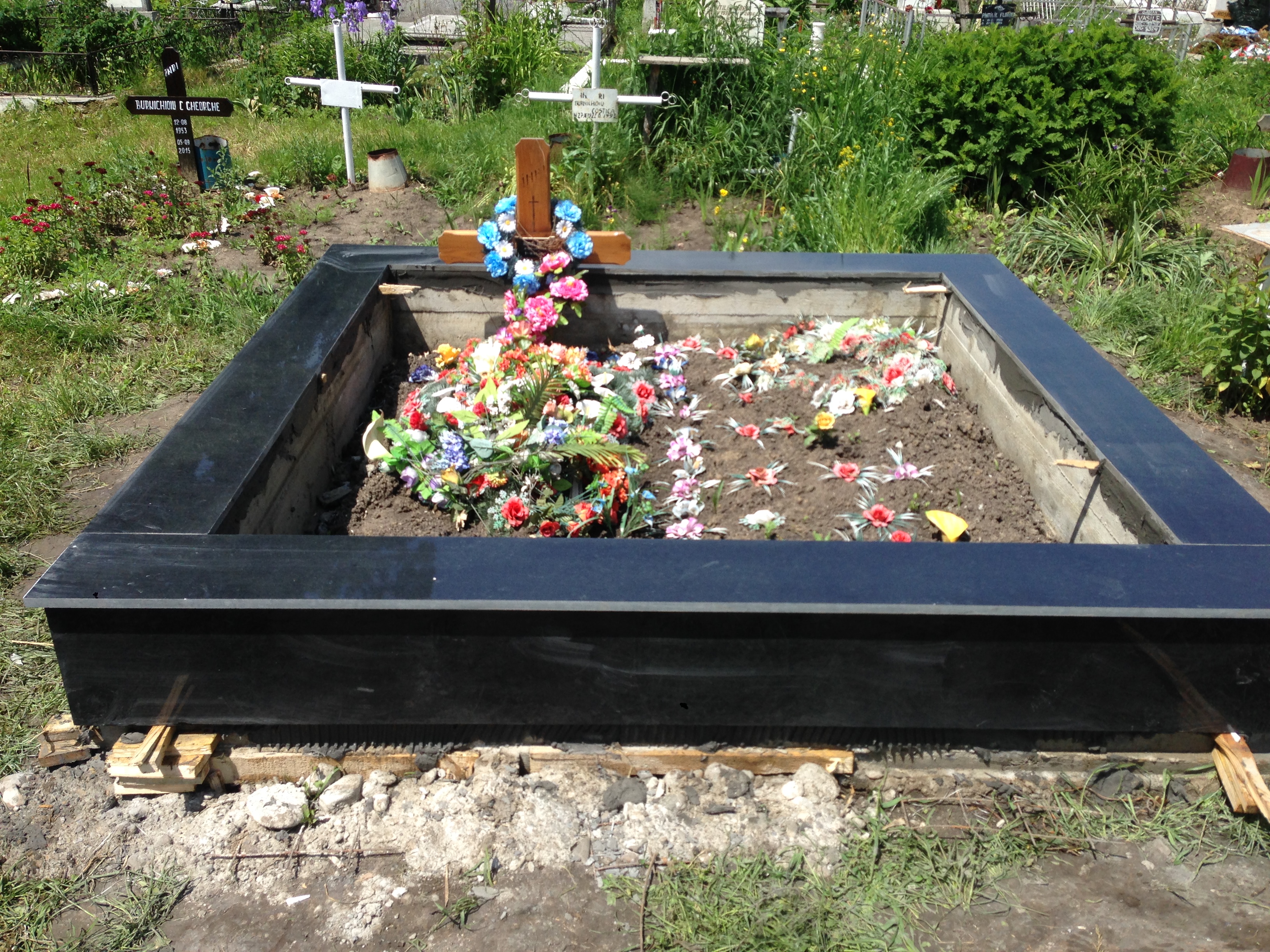 imprejmuire loc de veci